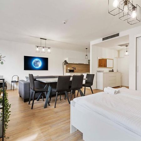 Апартаменты Lam Moon - Ac - Terrace Братислава Экстерьер фото