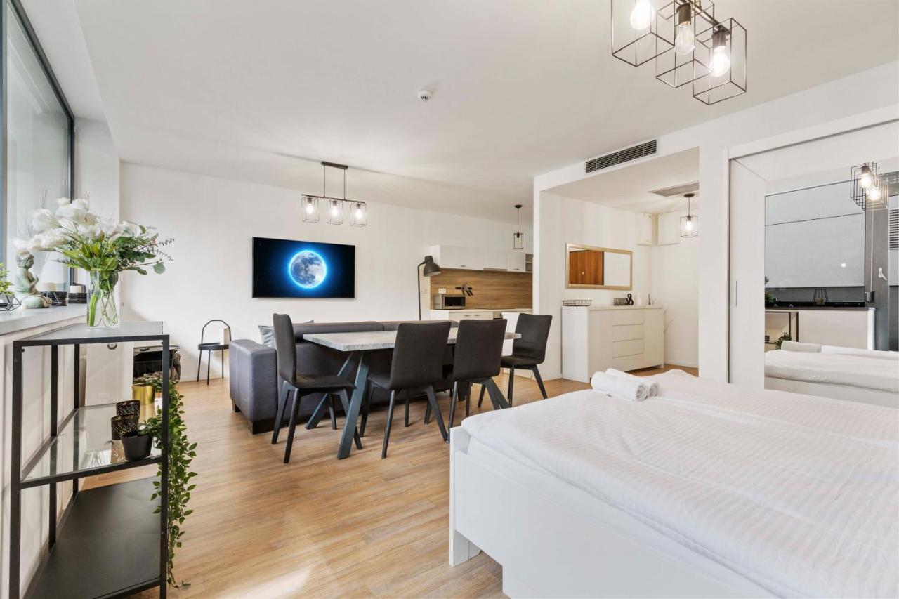 Апартаменты Lam Moon - Ac - Terrace Братислава Экстерьер фото